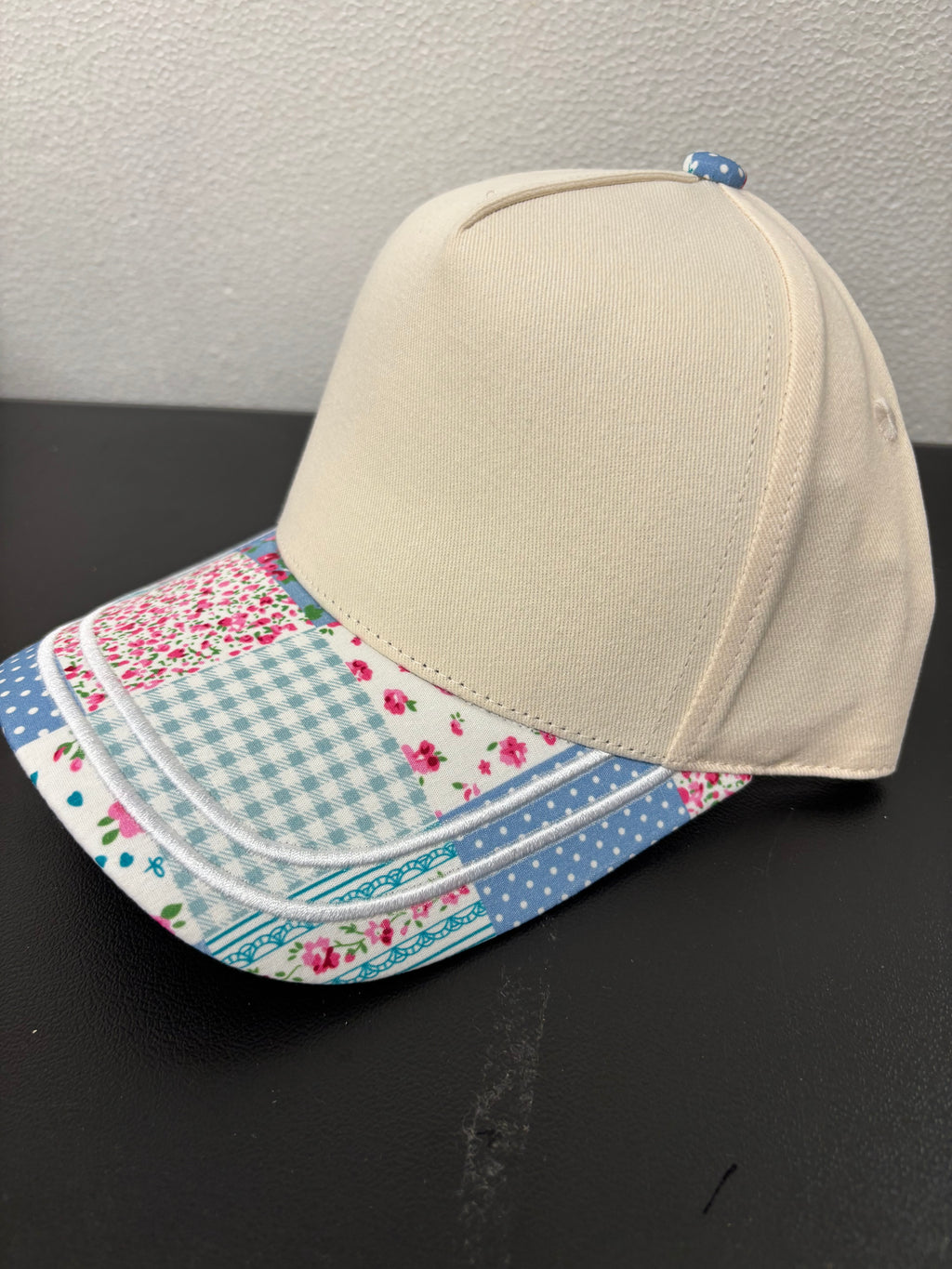 Ladies hat - Floral Quilt Block Patterns - three colors